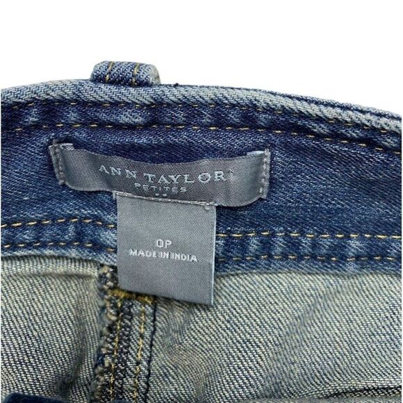 Ann Taylor Blue Jean Straight Pencil Mini Denim Skirt Sz 0P‎ 0 Petite - Picture 3 of 6